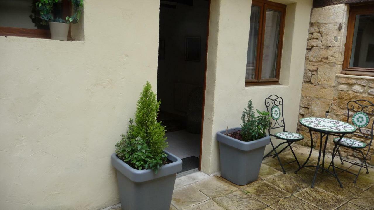 Appartement Aux Armoiries De Sarlat מראה חיצוני תמונה